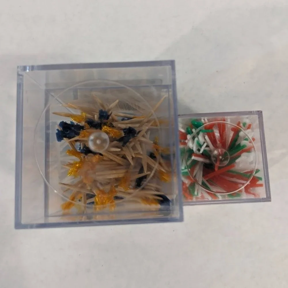 Vintage Soodhalter Plastics Part-T-Frills & 4-Aces Cocktail Picks Set MCM Party‎